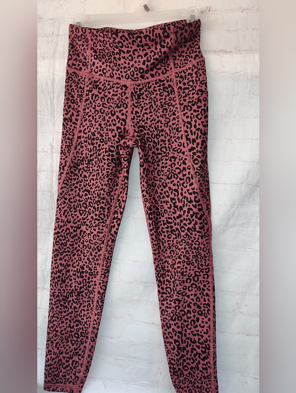Gap GapFit High Rise Blackout  Leggings XSmall Regular Animal Print